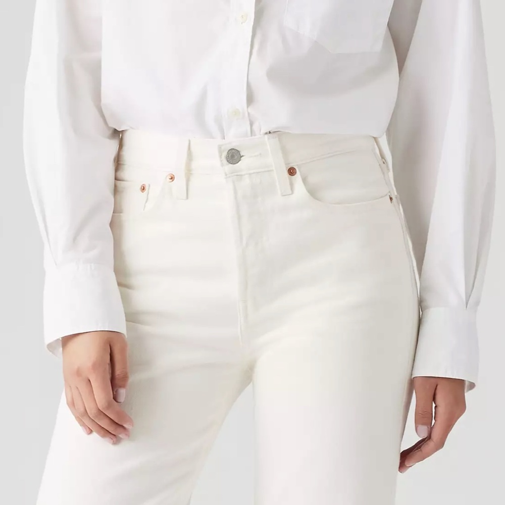 Women's Levi's Wedgie Straight Jean in White